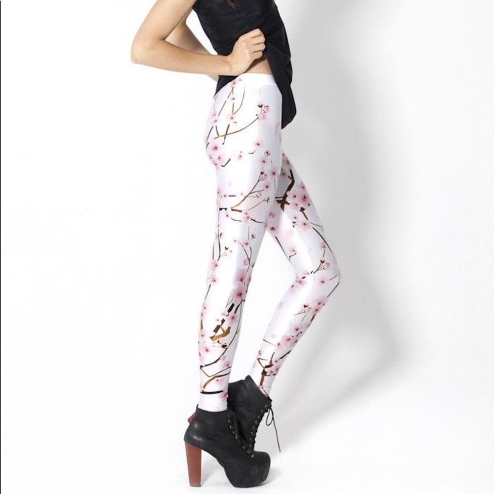 ❗️❗️Retired❗️❗️ Blackmilk Cherry Blossom Leggings